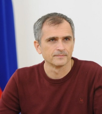 До 12 років позбавлення волі заочно засуджено блогера-мільйонника з Сум, який виправдовує збройну агресію рф