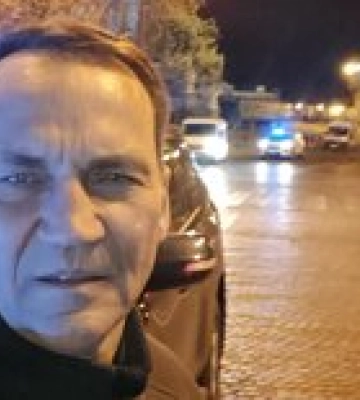 В Киев приехал новый глава МИД Польши Сикорский. Это его первая заграничная поездка — фото