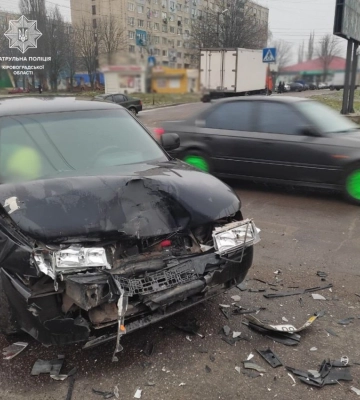 У Кропивницькому зіштовхнулися автівки (ФОТОФАКТ)