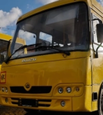 Освітянам Закарпаття передали нові шкільні автобуси