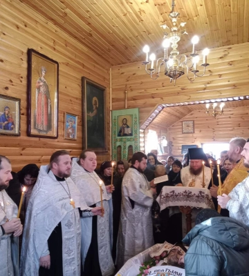 Загинув у першому бою: у Луцькому районі поховали молодого снайпера Валерія Марушка. Фото