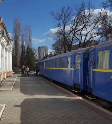 Открытие зимнего сезона: детская железная дорога в Днепре будет принимать пассажиров