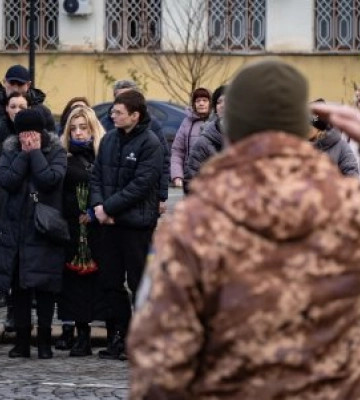 В Ужгороді попрощалися із полеглим захисником Владиславом Решетніком