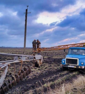 На Донечтині енергетики відновили світло у 33 населених пунктах — ДТЕК