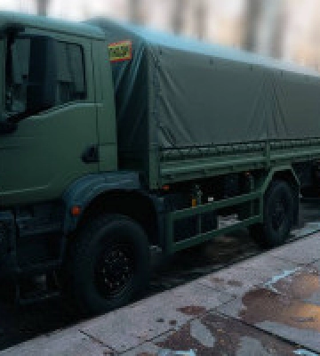 Київщина передала українським військовим дві вантажівки