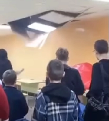В шкільному укритті під час повітряної тривоги обвалилася стеля (ВІДЕО)
