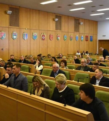 Про що говорили депутати Рівненської облради під час останньої цьогоріч сесії (ВІДЕО)