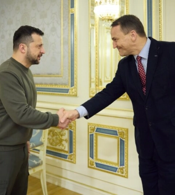 Сікорський в Києві: Хочемо розблокувати кордон до свят