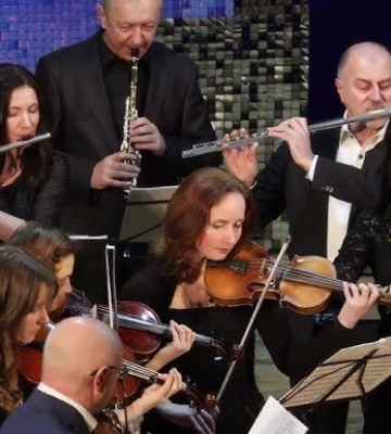 У Луцьку відбудеться благодійний різдвяний концерт камерного оркестру «Con Moto»