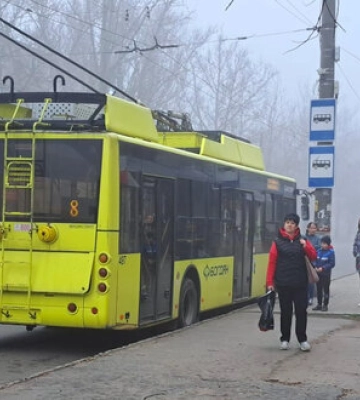 У Херсоні не курсують тролейбуси після нічних атак РФ