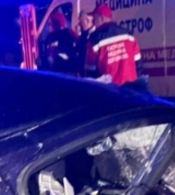 Водій легковика не впорався з управлінням: подробиці аварії з потерпілими, яка трапилася біля Рівного