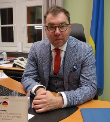 Україна і Німеччина ведуть переговори щодо конкретних систем озброєнь - Макеєв