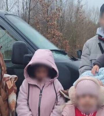 Прикордонники Львівщини затримали 8 громадян Іраку, серед них 4 дітей, які намагалися потрапити до ЄС. ФОТО
