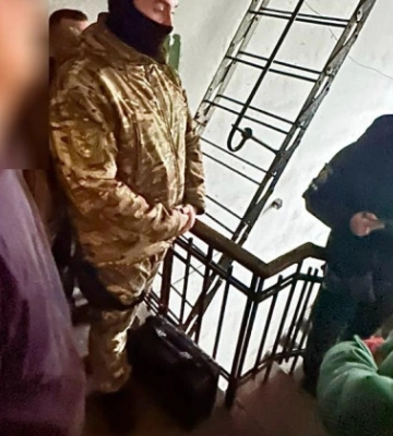 У Дніпрі підлітків затримали за підозрою у жорстокому вбивстві: наймолодшому – 14 років. Фото та відео