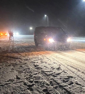 На Рівненщині 16-річний водій наїхав на чоловіка, який лежав біля дороги