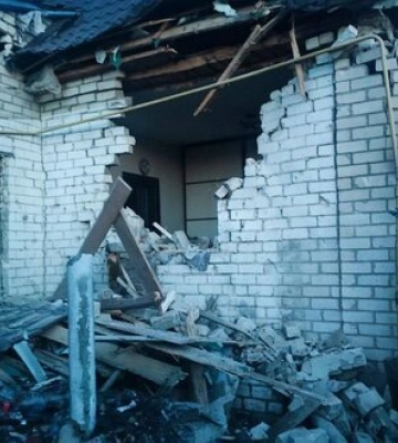Вночі окупанти обстріляли село Підсереднє на Харківщині, дві особи дістали поранення. ФОТОрепортаж