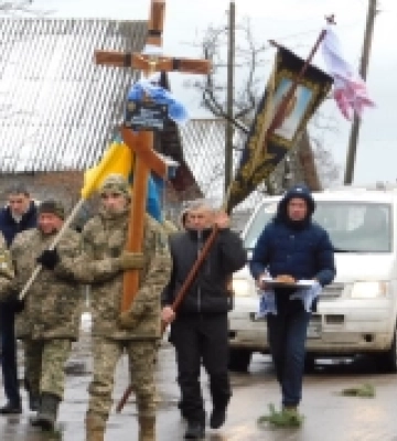 На Рівненщині на вічний спочинок провели чотирьох мужніх Героїв-захисників України
