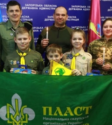 Пластуни передали Вифлеємський вогонь у Запорізьку область