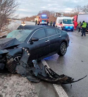 Под Днепром произошло масштабное ДТП с грузовиком