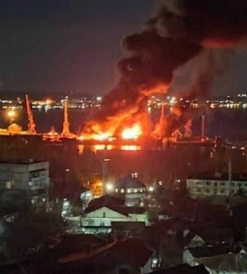 ВИДЕО. ВСУ уничтожили российский корабль в оккупированном Крыму