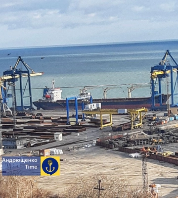 Попри брехливі заяви росіян маріупольський порт не працює