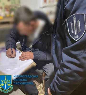 На Кіровоградщині викрили злочинців, які заробляли на незаконній порубці лісу