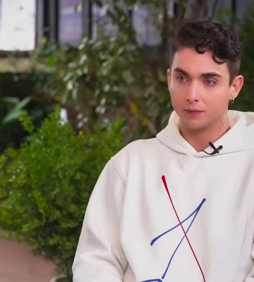 &quot;Я боюся&quot;: MÉLOVIN зі сльозами на очах розповів, чи планує воювати