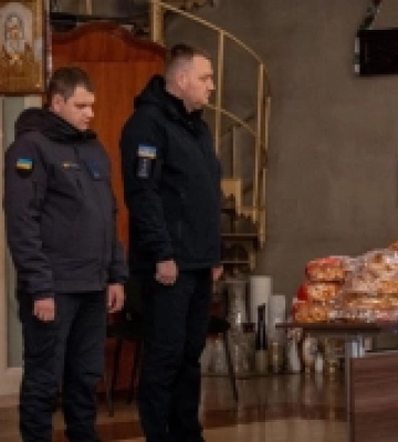 Освячені різдвяні калачі та кутя попрямували до одеських піротехніків на деокуповані території