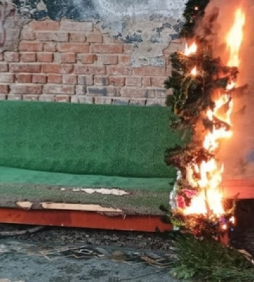 Що робити, коли горить ялинка: поради від Луцьких рятувальників (відео)