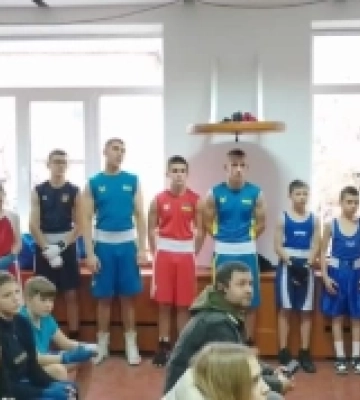 Рівняни на домашньому чемпіонаті міста з боксу завоювали  медалей різного ґатунку