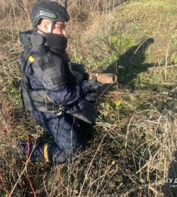 На Кіровоградщині вибухотехніки знищили снаряд часів Другої світової