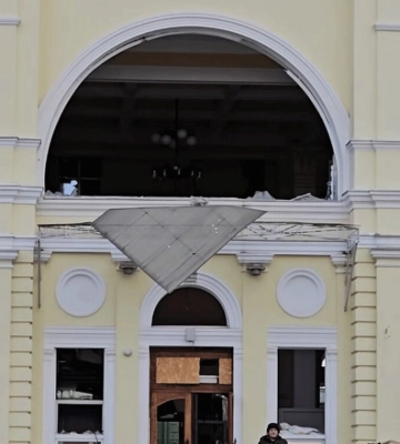 З&#039;явилося відео, як виглядає вокзал у Херсоні після масованого обстрілу