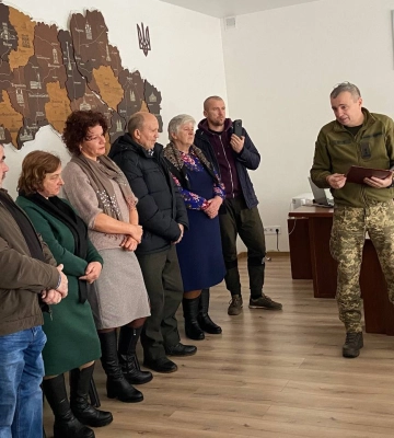 Рідним загиблих захисників з Луцького району вручили їхні посмертні нагороди