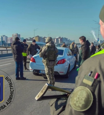 Повістки на блокпостах у Києві: ТЦК не виконують безпекових функцій, але діють в дозволений законодавством спосіб