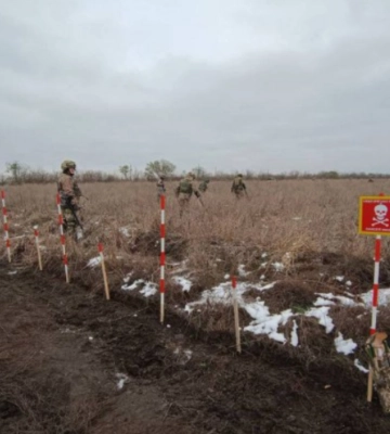 В ГСЧС назвали, сколько за время войны с Россией погибло людей в результате подрыва на минах