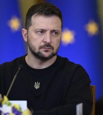 Зеленський відреагував на масштабний нічний обстріл Херсона