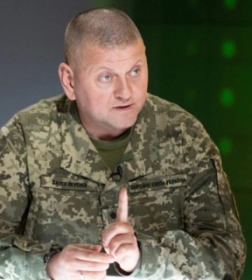 Залужному передали подарунок від Ліонеля Мессі