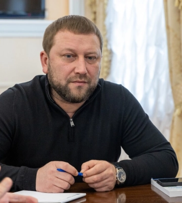 Кабмин согласовал увольнение Труша с должности главы Тернопольской ОВА. Зеленский назначил его председателем в марте 2020 года