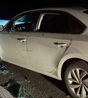 Возле Днепра мужчина в балаклаве из автомата расстрелял авто: фото и первые подробности убийства