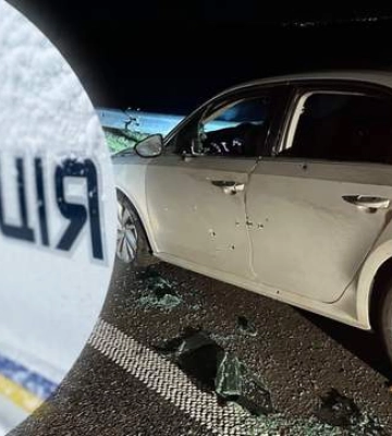 В Днепропетровской области неизвестный расстрелял автомобиль. Его водитель погиб на месте