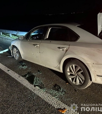 На трасі на Дніпропетровщині розстріляли авто з водієм: введено спеціальну поліцейську операцію. Фото