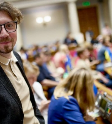 «Багато чинних депутатів до наступної Ради не потраплять», — Віталій Безгін