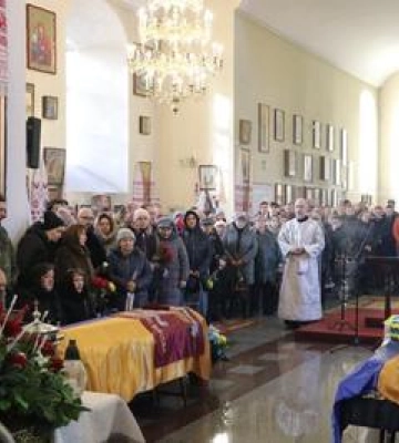 У Полтаві провели в останню путь полеглих на війні Олександра Шевченка та Олександра Шуста