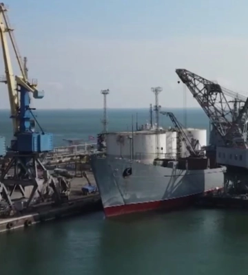 Россия вывозит через порт Бердянска краденый металлолом, - райсовет
