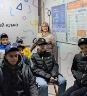 Мобільний клас безпеки побував в Одеському ліцеї №100