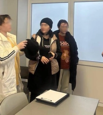 В Черкассах девушка сдала экзамен в МВД вместо своей сестры-близнеца