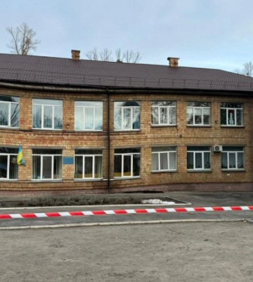 Просідання будівлі дитсадка в Києві: підрядник роботи з капремонту укриття не виконав і пошкодив об’єкт, – слідство