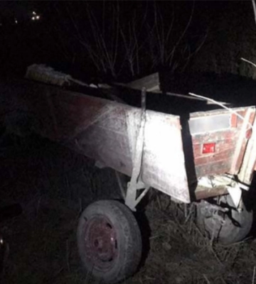 На Тернопільщині автомобіль врізався у віз із колядниками