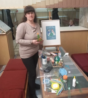 У Миколаївському художньому музеї робили ялиноньки на ялинку (ФОТО)