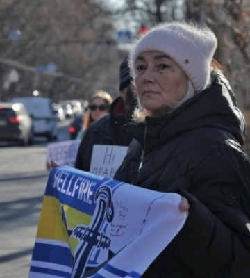 В Одесі під будівлею ОВА пройшов мітинг проти марнотратства та корупції під час війни